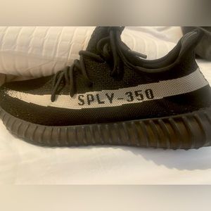 Yeezy Boost 350 V2 'Oreo men's size 13